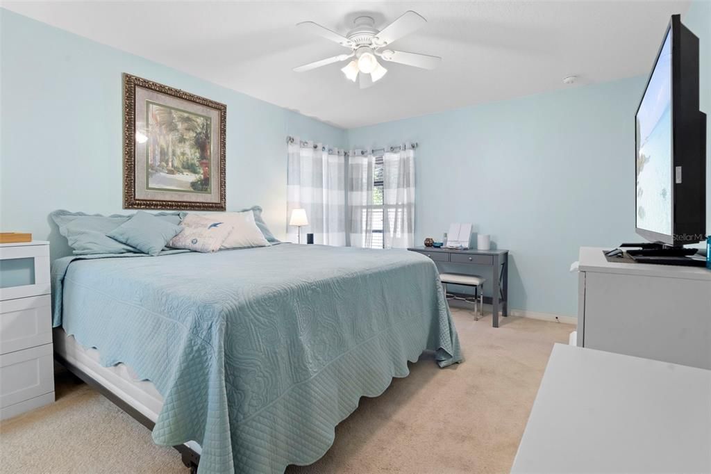 En Venta: $317,500 (3 camas, 2 baños, 1253 Pies cuadrados)