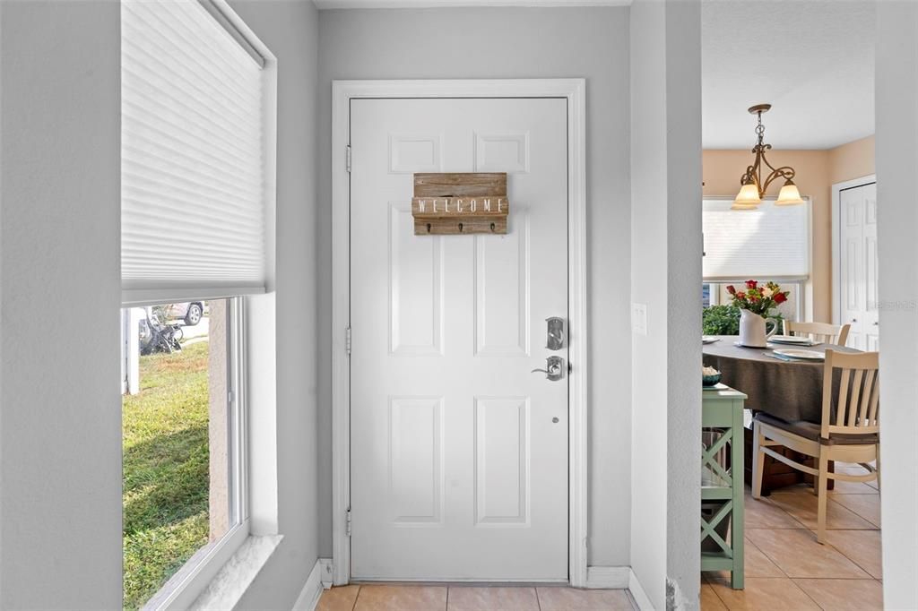 En Venta: $317,500 (3 camas, 2 baños, 1253 Pies cuadrados)