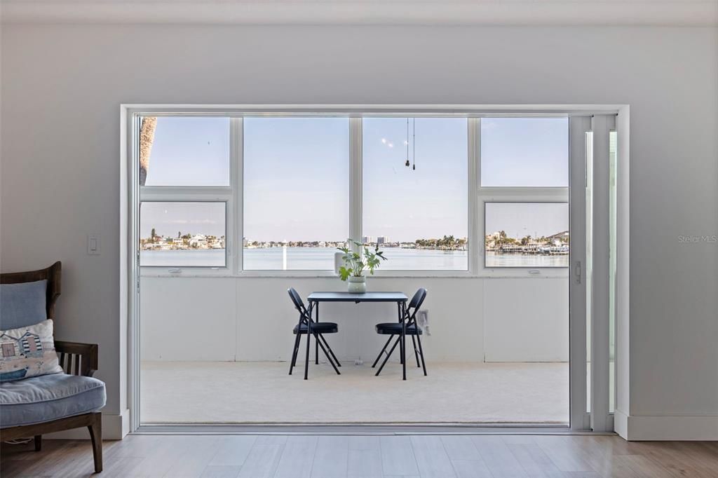 待售: $330,000 (1 贝兹, 1 浴室, 1145 平方英尺)