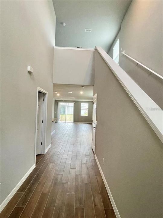 For Rent: $2,300 (4 beds, 2 baths, 2168 Square Feet)