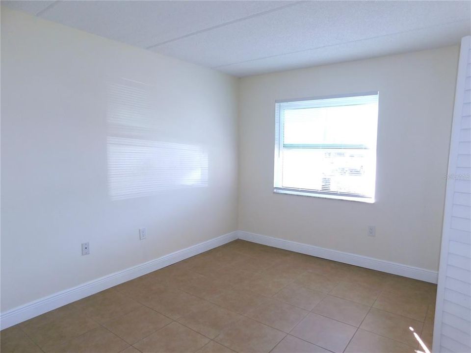 For Rent: $1,700 (2 beds, 2 baths, 879 Square Feet)