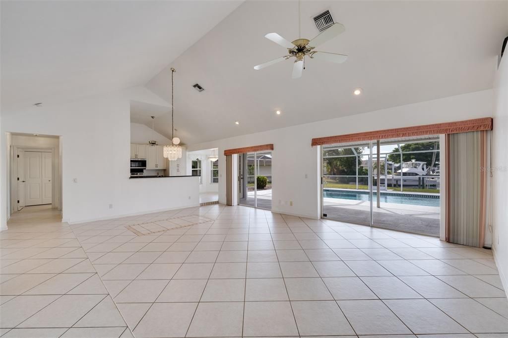 待售: $714,999 (3 贝兹, 2 浴室, 1769 平方英尺)