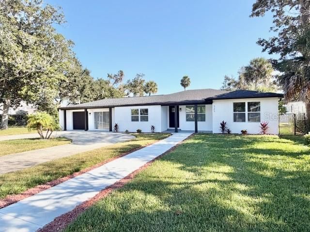 出租: $2,695 (4 贝兹, 3 浴室, 2200 平方英尺)