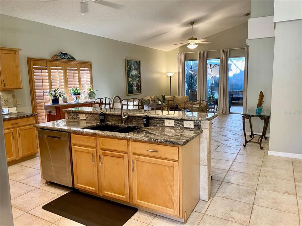 For Sale: $491,000 (3 beds, 2 baths, 1889 Square Feet)