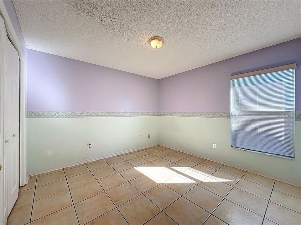 For Sale: $449,900 (3 beds, 2 baths, 1941 Square Feet)