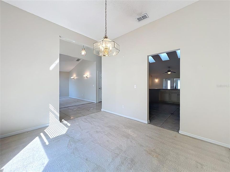 For Sale: $449,900 (3 beds, 2 baths, 1941 Square Feet)