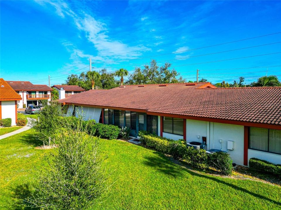 На продажу: $349,000 (2 спален, 2 ванн, 1429 Квадратных фут)