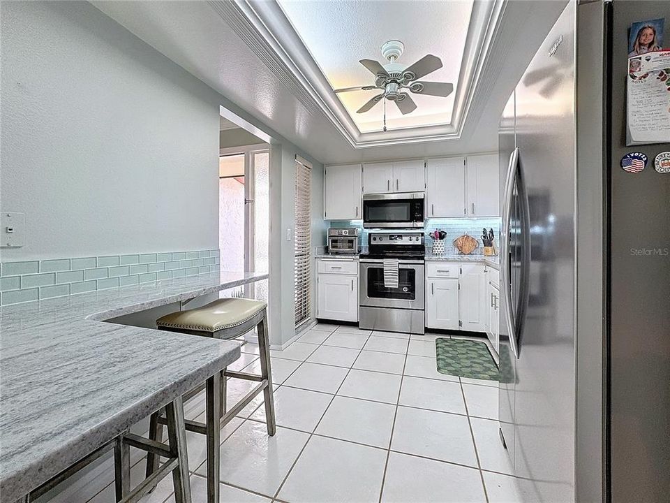 For Sale: $349,000 (2 beds, 2 baths, 1429 Square Feet)