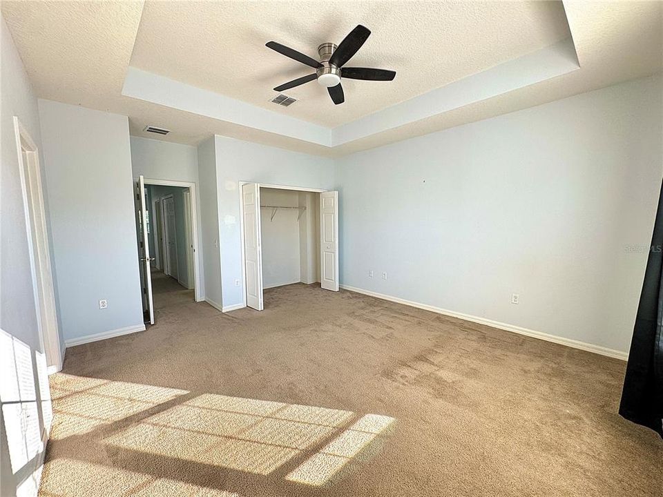 待售: $549,000 (4 贝兹, 2 浴室, 2126 平方英尺)