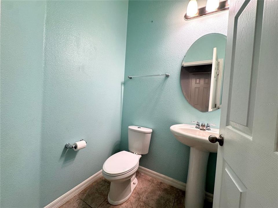 待售: $549,000 (4 贝兹, 2 浴室, 2126 平方英尺)