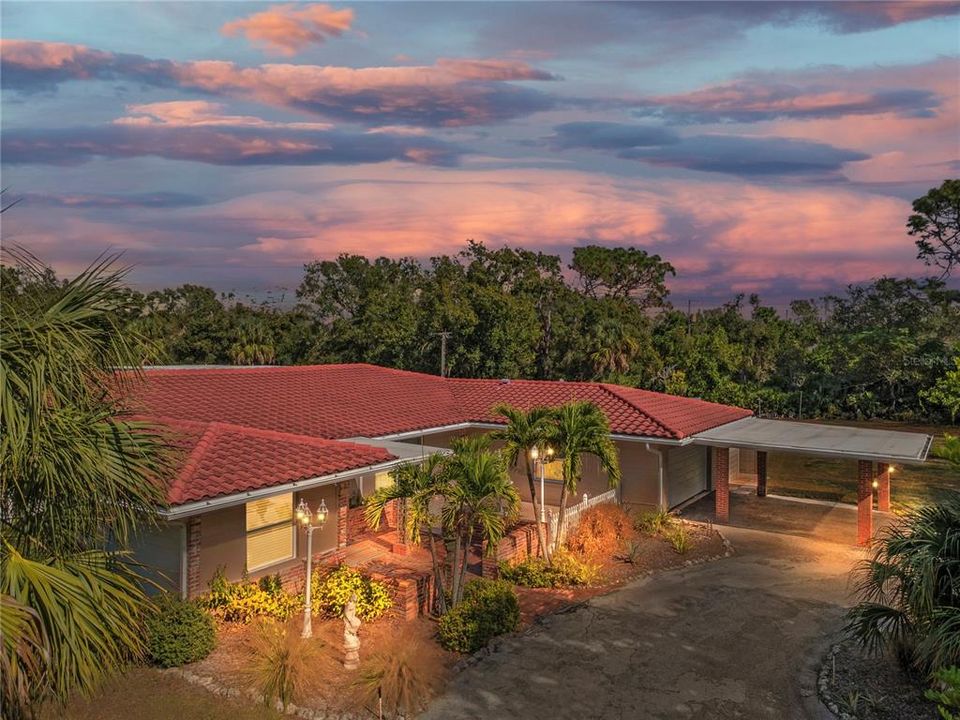 En Venta: $1,499,000 (5 camas, 5 baños, 5840 Pies cuadrados)