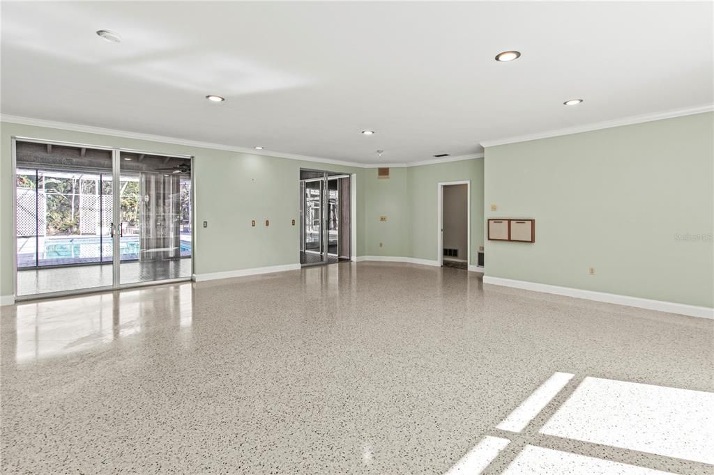 En Venta: $1,499,000 (5 camas, 5 baños, 5840 Pies cuadrados)