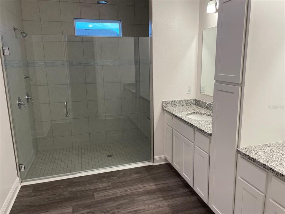 For Rent: $3,675 (4 beds, 3 baths, 3282 Square Feet)