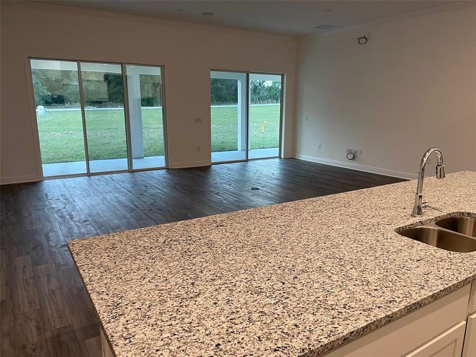 For Rent: $3,675 (4 beds, 3 baths, 3282 Square Feet)