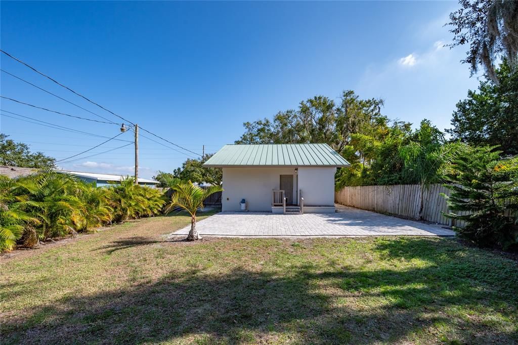 待售: $349,999 (2 贝兹, 2 浴室, 1124 平方英尺)