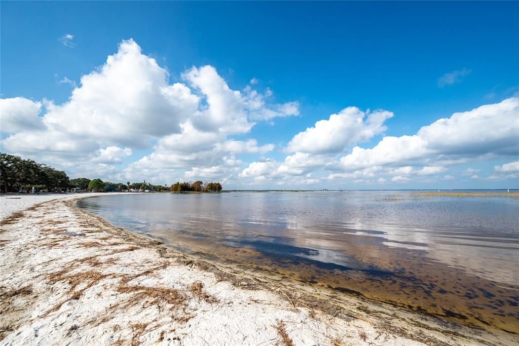 待售: $349,999 (2 贝兹, 2 浴室, 1124 平方英尺)