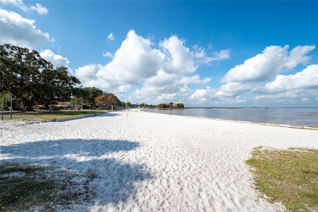 待售: $349,999 (2 贝兹, 2 浴室, 1124 平方英尺)