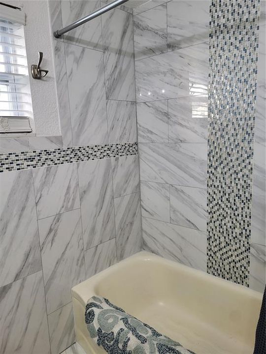 待售: $1,250,000 (4 贝兹, 3 浴室, 2554 平方英尺)