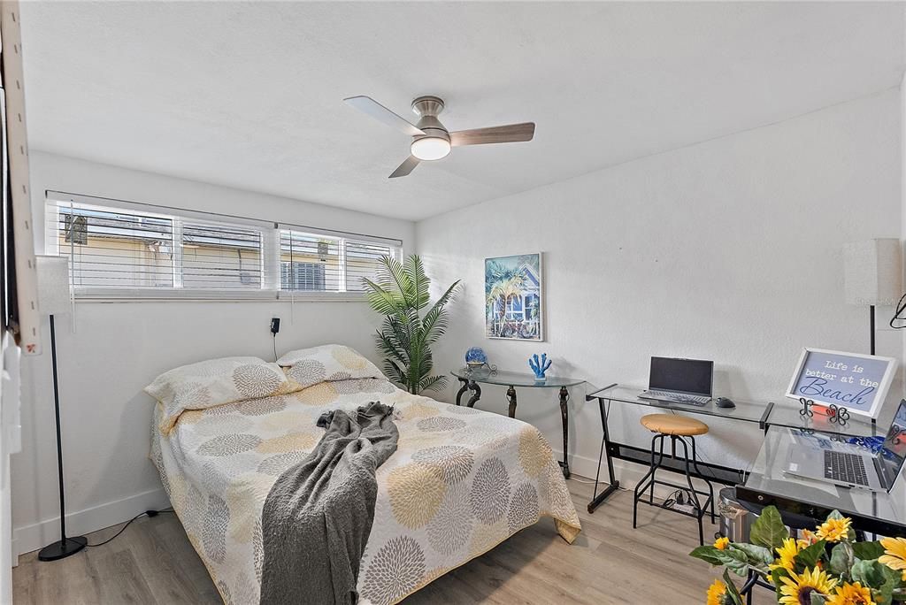 待售: $1,250,000 (4 贝兹, 3 浴室, 2554 平方英尺)