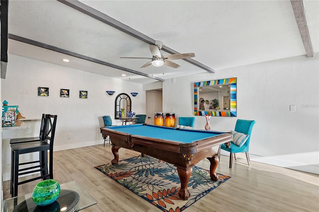 待售: $1,250,000 (4 贝兹, 3 浴室, 2554 平方英尺)