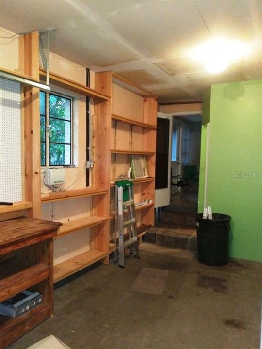 For Rent: $2,550 (2 beds, 2 baths, 1096 Square Feet)