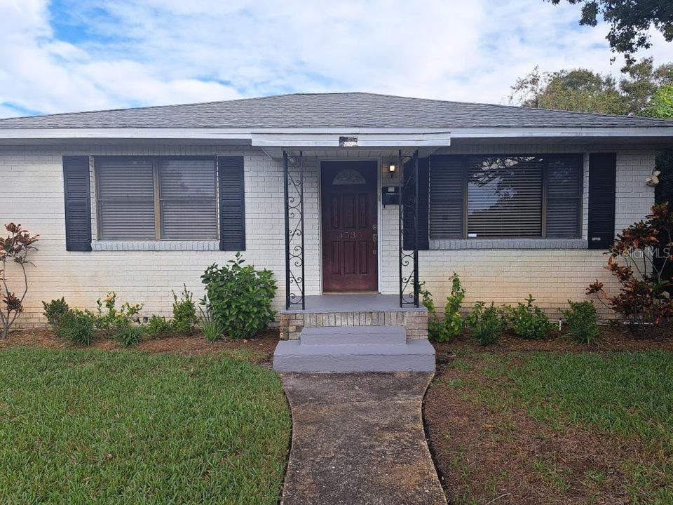 For Rent: $2,550 (2 beds, 2 baths, 1096 Square Feet)