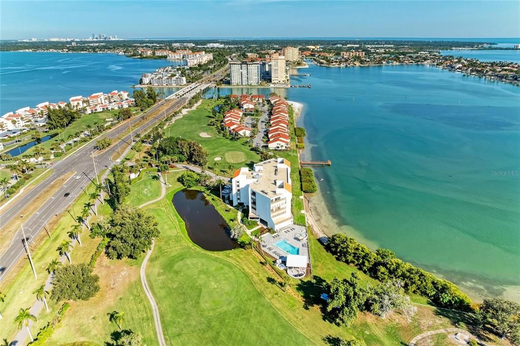 For Sale: $899,000 (3 beds, 3 baths, 1830 Square Feet)