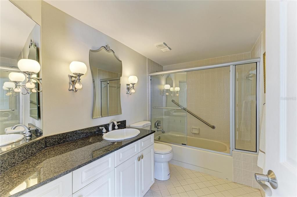 For Sale: $899,000 (3 beds, 3 baths, 1830 Square Feet)