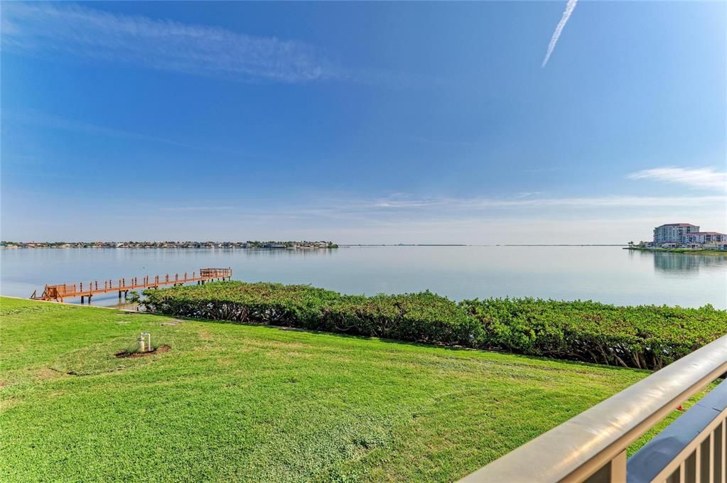 For Sale: $899,000 (3 beds, 3 baths, 1830 Square Feet)