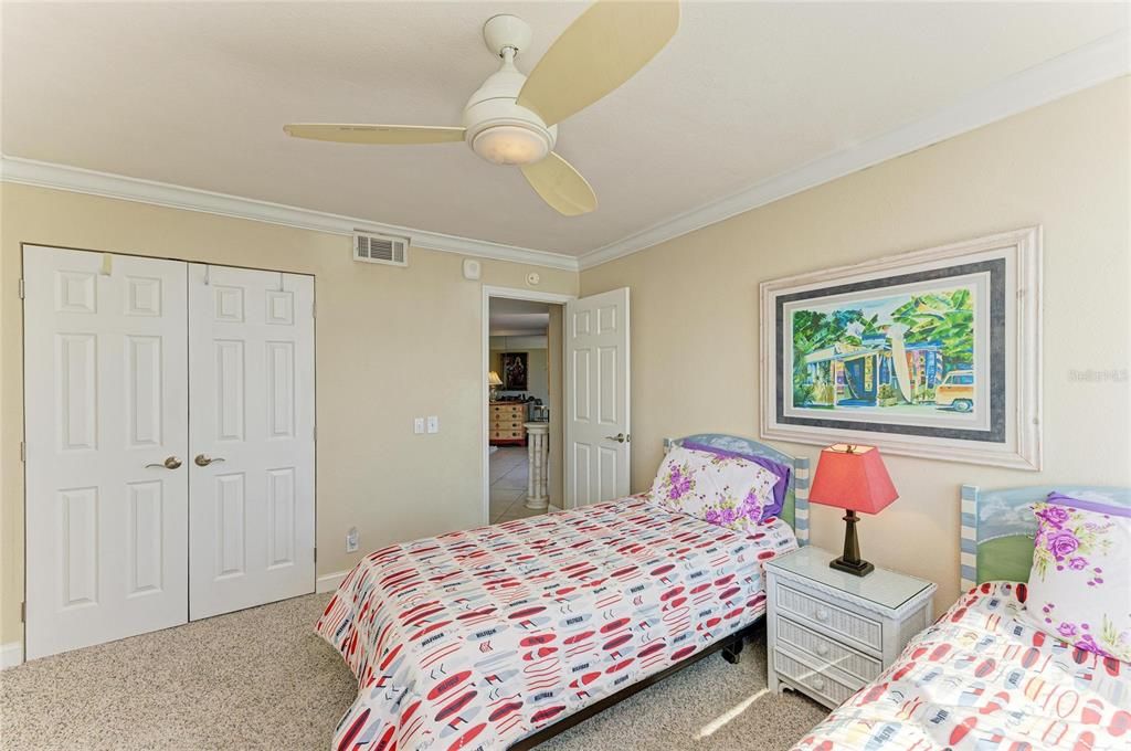 For Sale: $899,000 (3 beds, 3 baths, 1830 Square Feet)