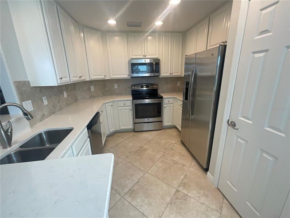 For Sale: $429,000 (3 beds, 2 baths, 1786 Square Feet)