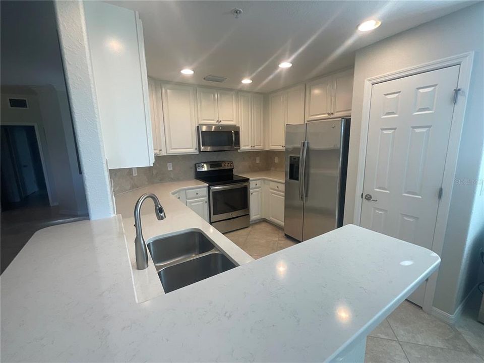 For Sale: $429,000 (3 beds, 2 baths, 1786 Square Feet)