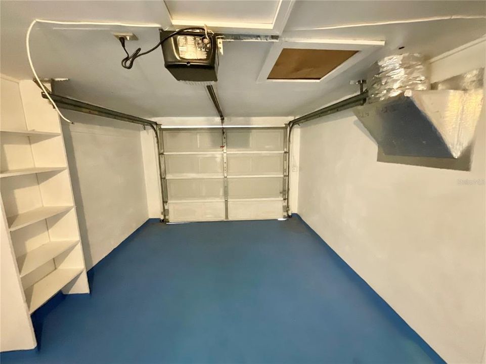 For Sale: $255,000 (2 beds, 1 baths, 824 Square Feet)