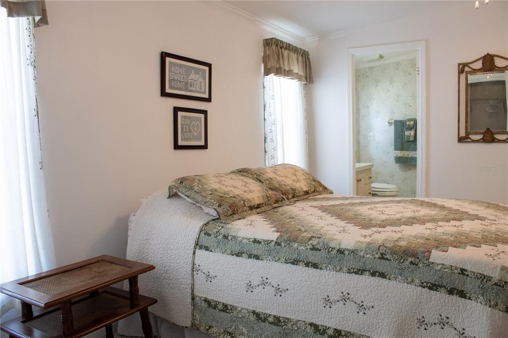 En Venta: $155,900 (2 camas, 2 baños, 1044 Pies cuadrados)