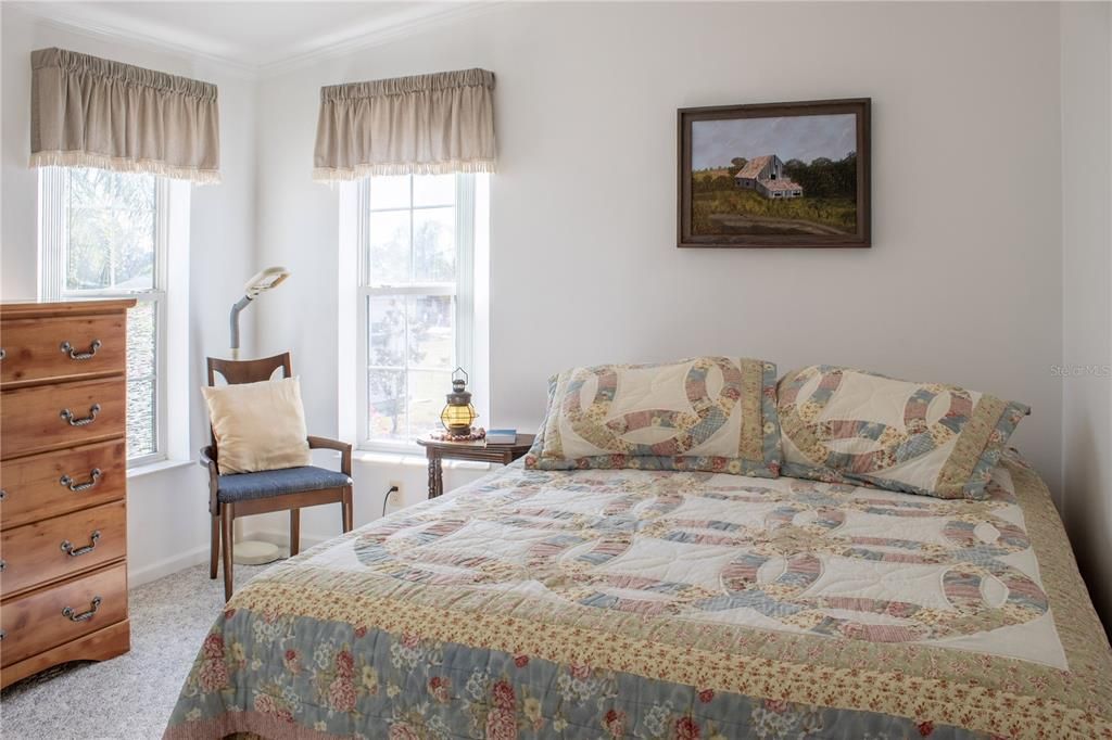 En Venta: $155,900 (2 camas, 2 baños, 1044 Pies cuadrados)