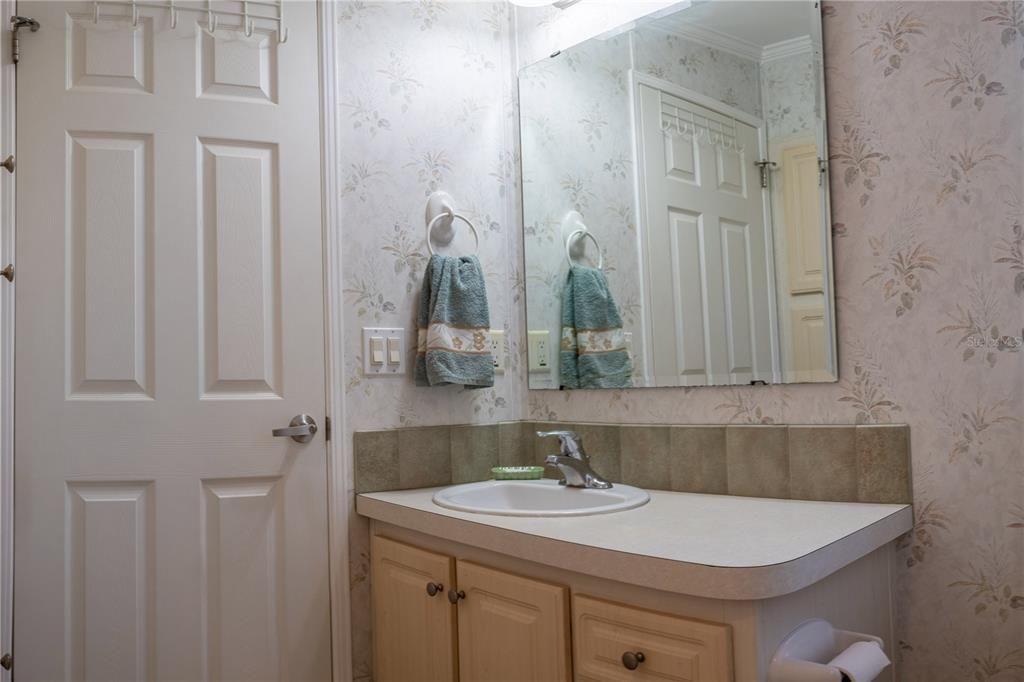 En Venta: $155,900 (2 camas, 2 baños, 1044 Pies cuadrados)