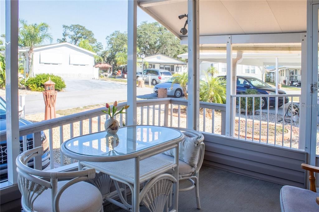 En Venta: $155,900 (2 camas, 2 baños, 1044 Pies cuadrados)