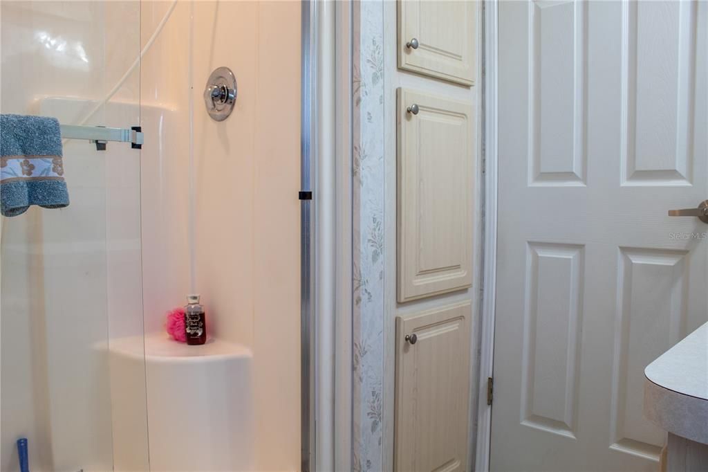 En Venta: $155,900 (2 camas, 2 baños, 1044 Pies cuadrados)