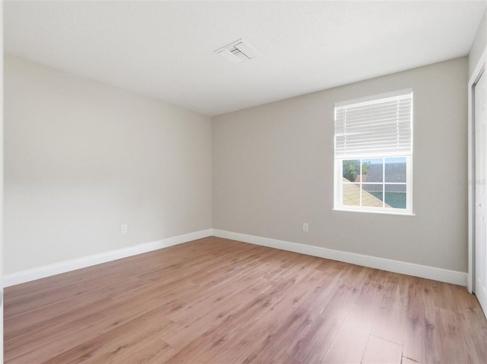 For Sale: $315,000 (4 beds, 2 baths, 1396 Square Feet)