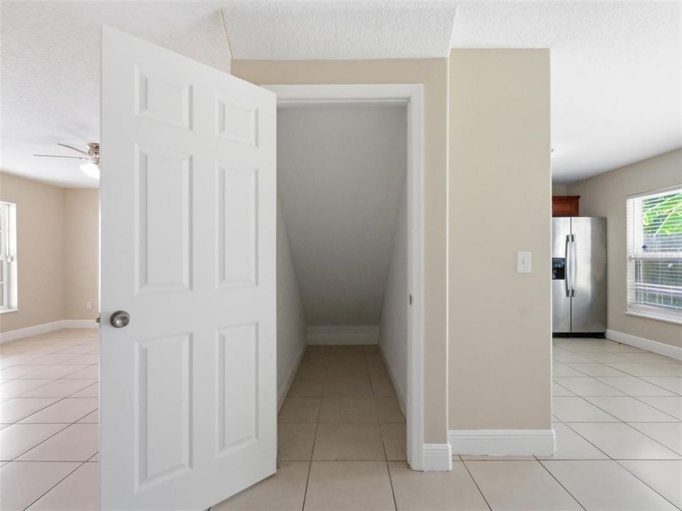 For Sale: $315,000 (4 beds, 2 baths, 1396 Square Feet)