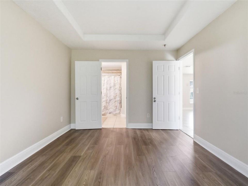 For Sale: $315,000 (4 beds, 2 baths, 1396 Square Feet)