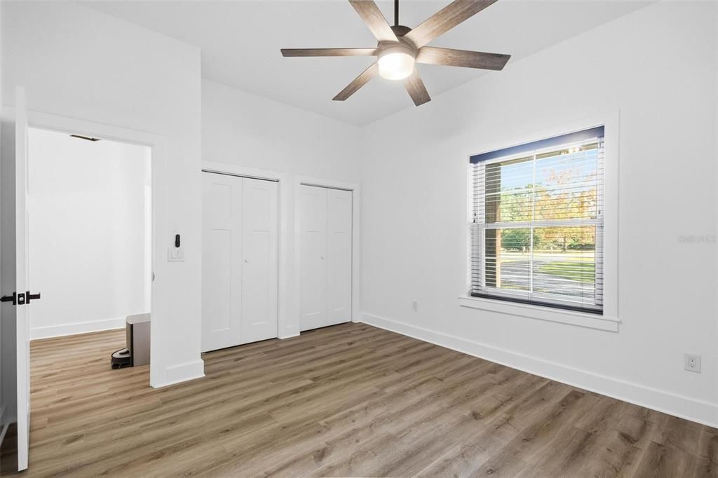 En Venta: $795,000 (3 camas, 2 baños, 2332 Pies cuadrados)