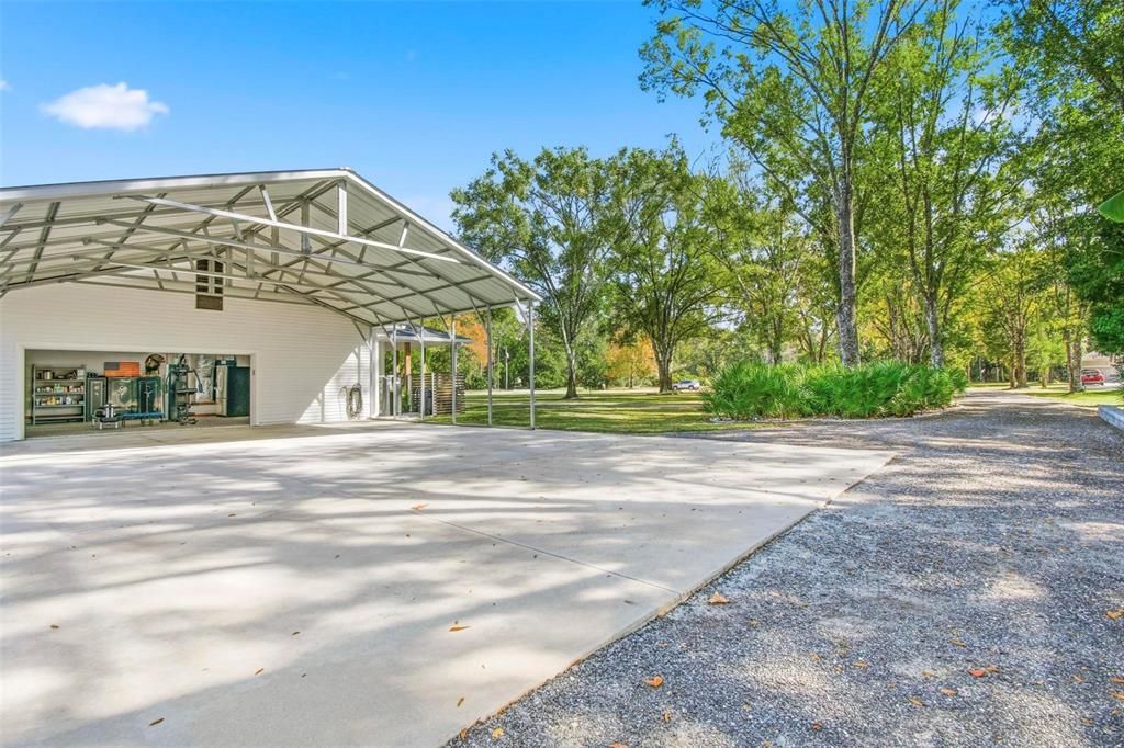 En Venta: $795,000 (3 camas, 2 baños, 2332 Pies cuadrados)