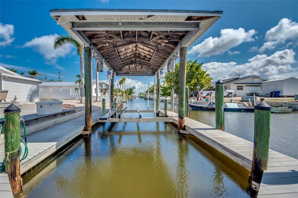 En Venta: $599,000 (2 camas, 2 baños, 1340 Pies cuadrados)