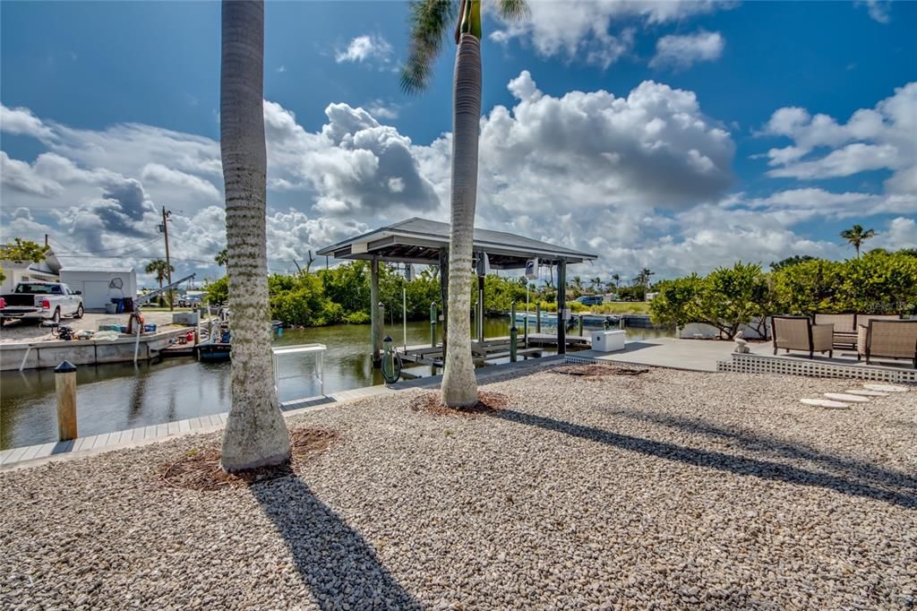 待售: $599,000 (2 贝兹, 2 浴室, 1340 平方英尺)