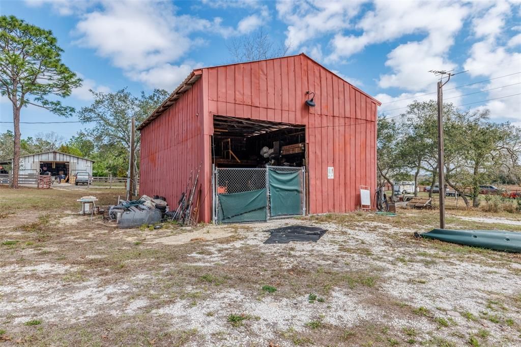 For Sale: $4,500,000 (2 beds, 2 baths, 1326 Square Feet)