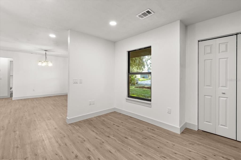 For Sale: $299,000 (3 beds, 2 baths, 1414 Square Feet)