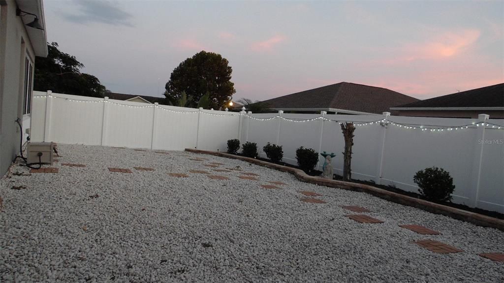 待售: $349,000 (3 贝兹, 2 浴室, 1716 平方英尺)