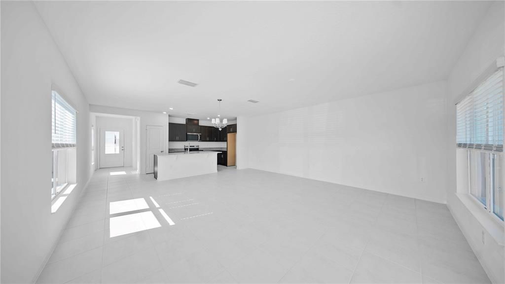 For Rent: $2,250 (3 beds, 2 baths, 1685 Square Feet)