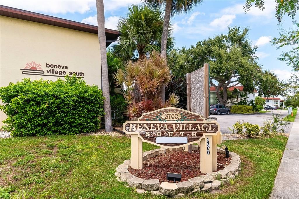 En Venta: $195,000 (2 camas, 2 baños, 977 Pies cuadrados)